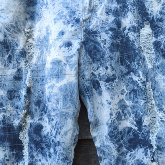 SOLD   Women's Stretch Tye Dyed Blue Denim Distressed Jeans Size 22W Elite Jeans - Picture 10 of 12